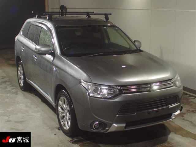 7180 MITSUBISHI OUTLANDER PHEV GG2W 2014 г. (JU Miyagi)